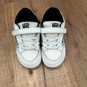 Vans Kids White and Black Velcro Low-Top Sneakers